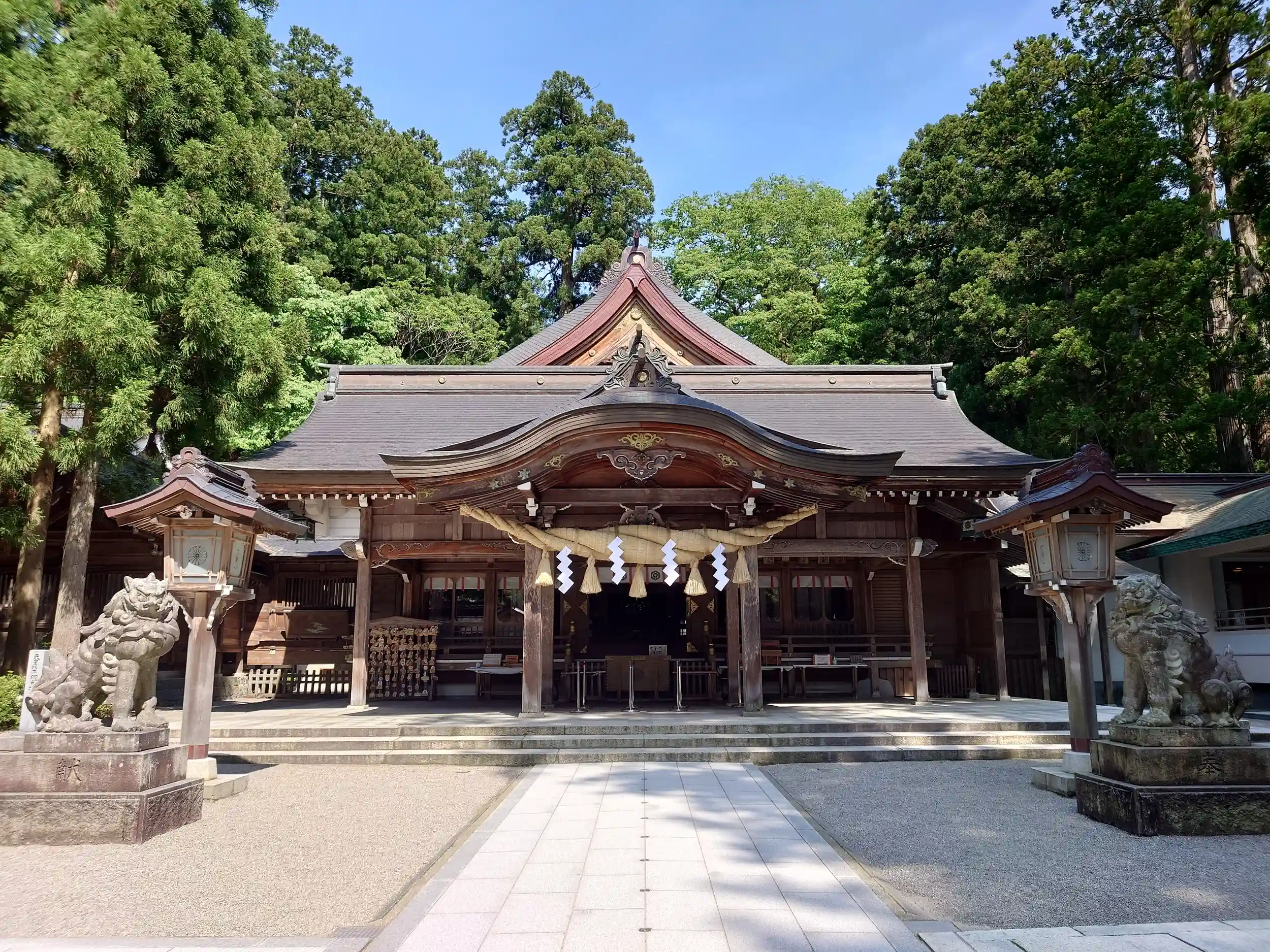 白山比咩神社