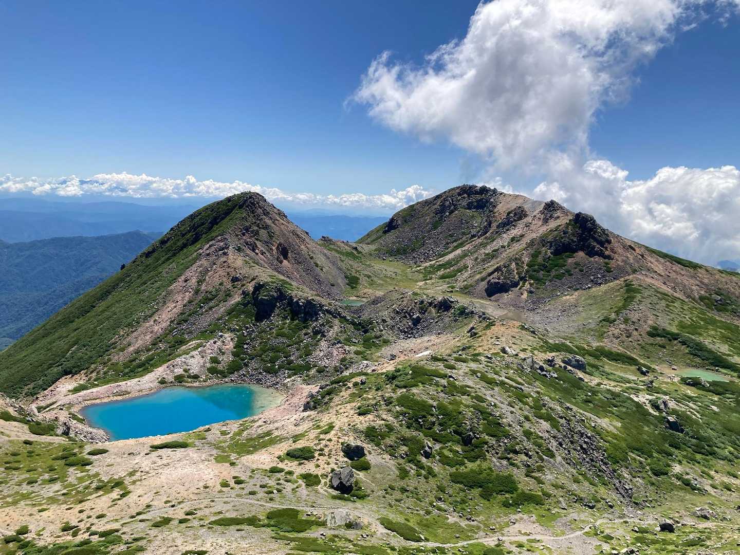 剣ケ峰と御前峰 (大汝峰より)